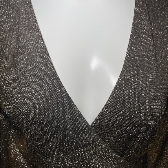 DKNY V-Neck Side Ruched Metallic-Dot Dress sz 6 - Picture 2 of 9